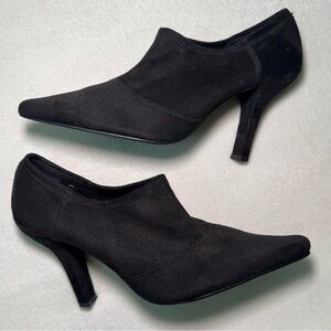 TAHARI Black Sexy Faux Suede Ankle Bootie Heels